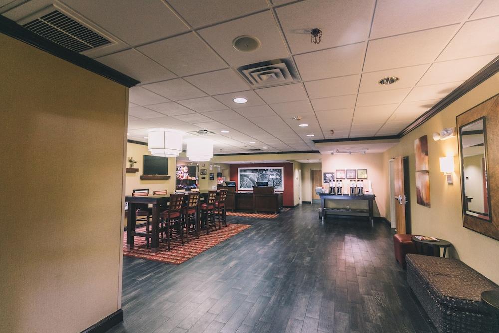 Hampton Inn Tallahassee-Central Экстерьер фото