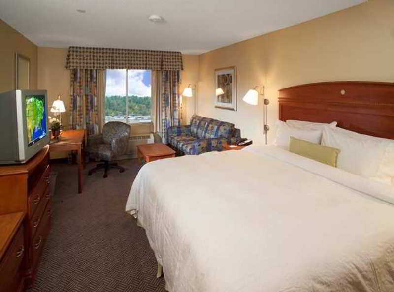 Hampton Inn Tallahassee-Central Экстерьер фото