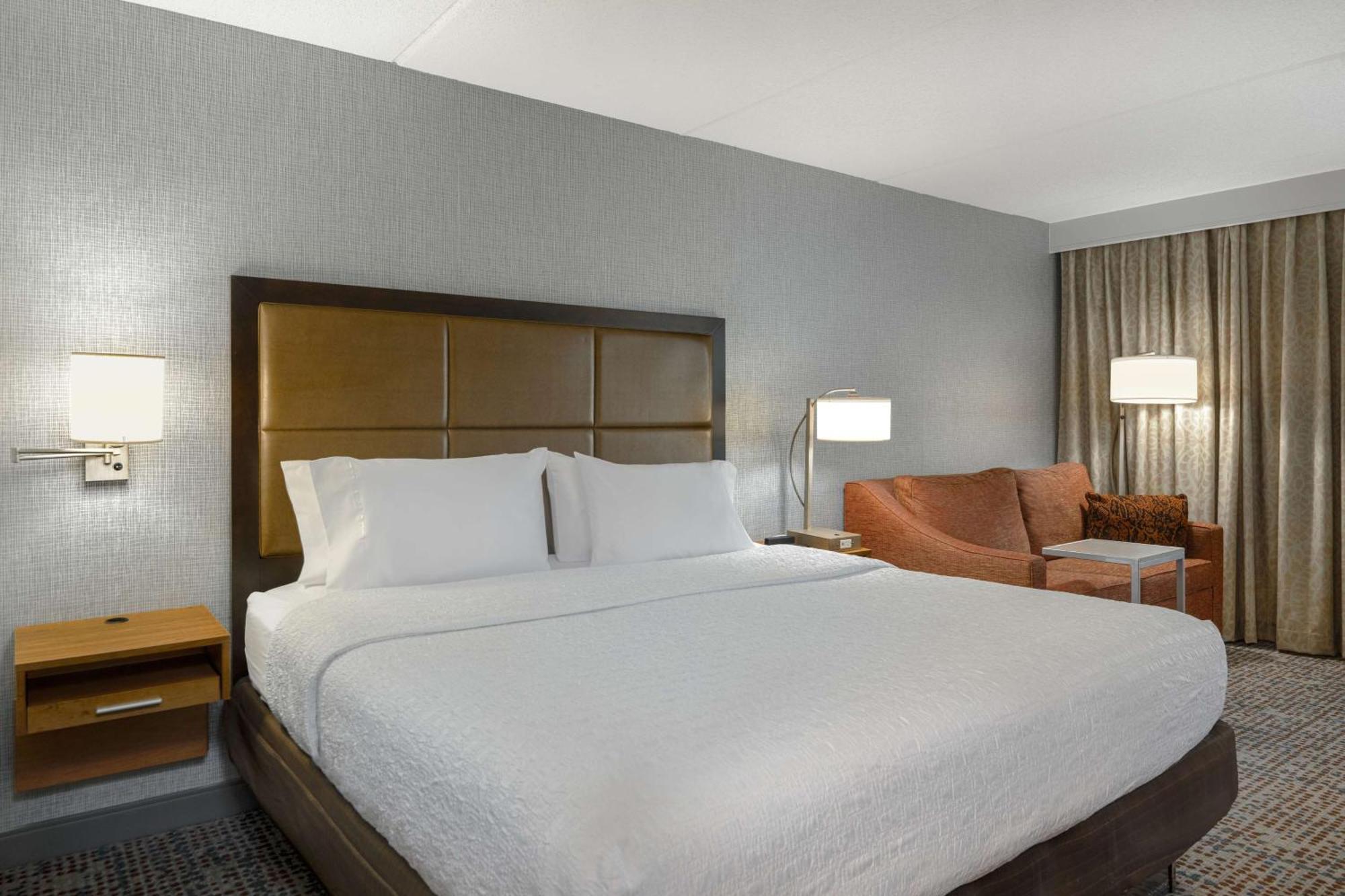 Hampton Inn Tallahassee-Central Экстерьер фото