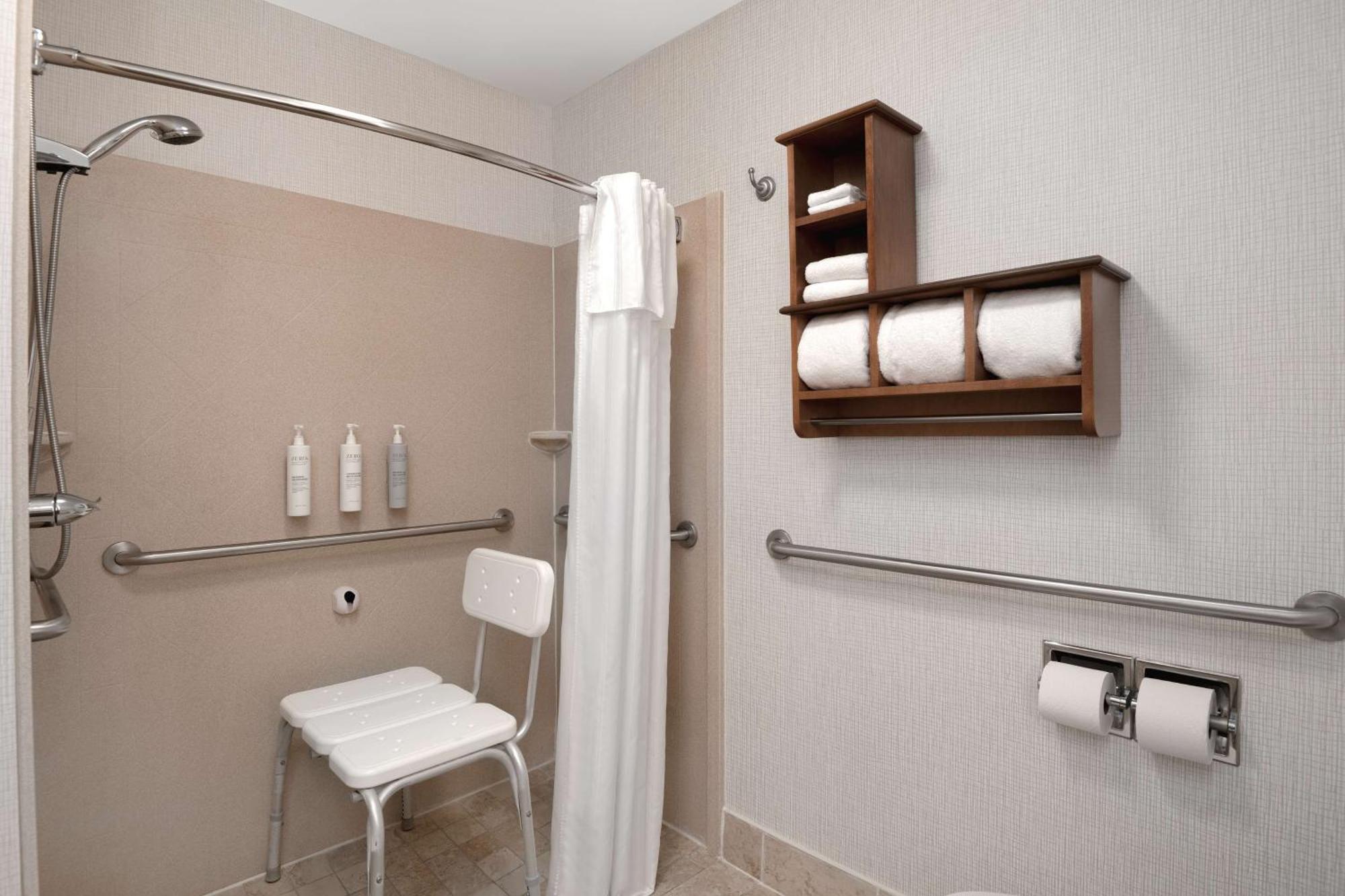 Hampton Inn Tallahassee-Central Экстерьер фото