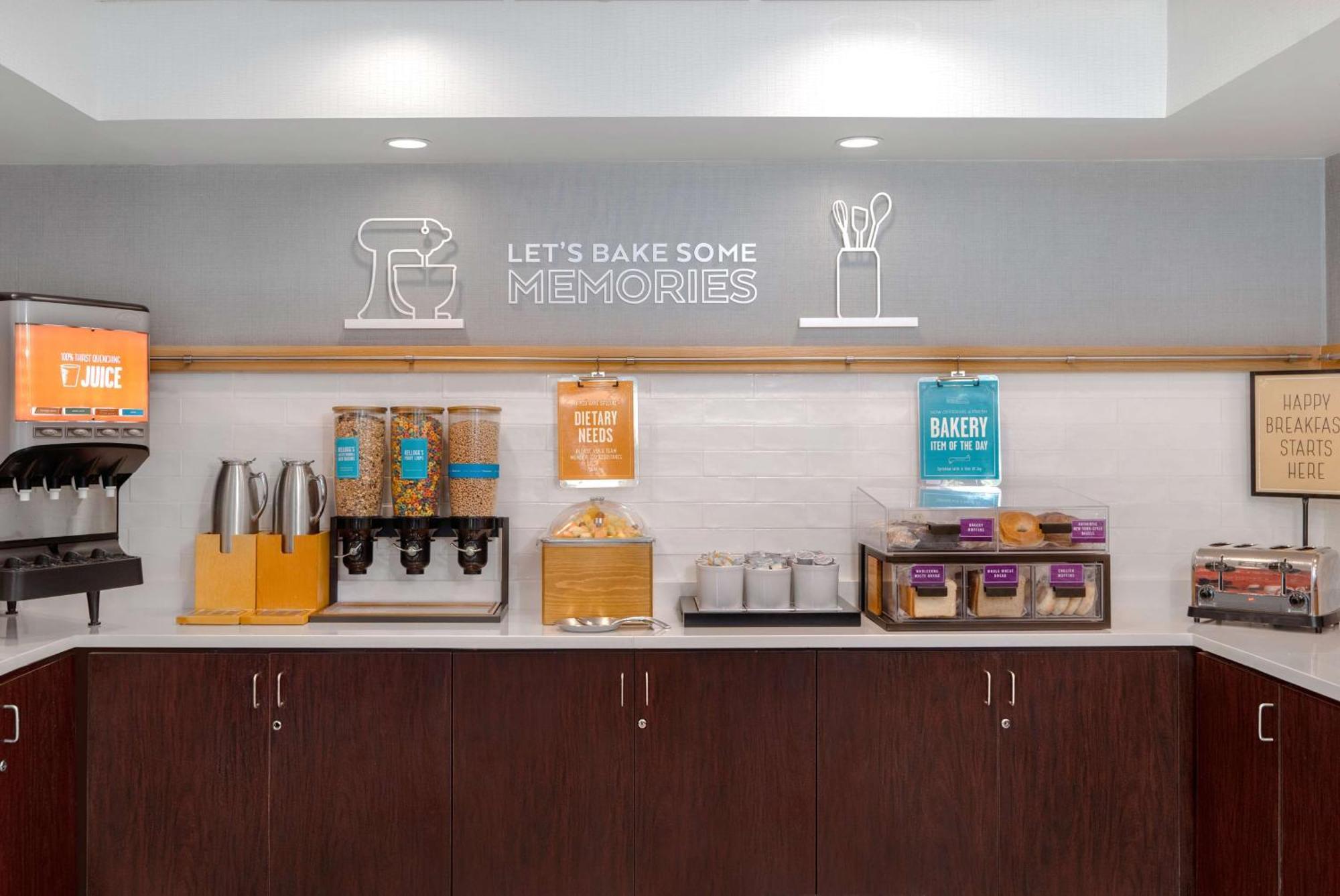 Hampton Inn Tallahassee-Central Экстерьер фото