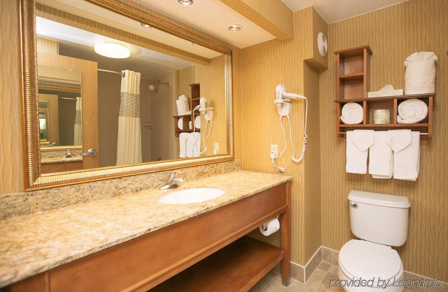Hampton Inn Tallahassee-Central Экстерьер фото